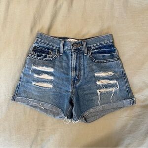 Vintage Levi’s shorts